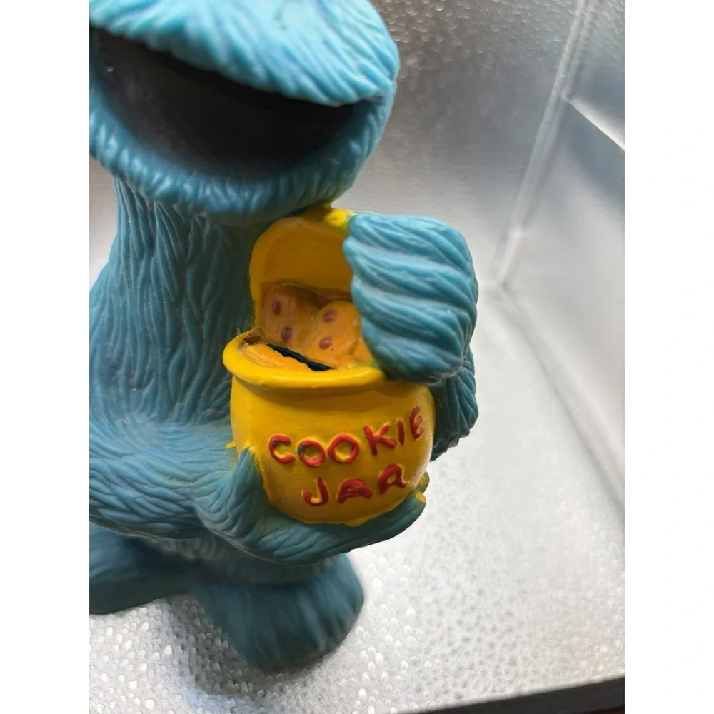 Vintage Illco Sesame Street Cookie Monster Coin Bank Complete w/Stopper 9